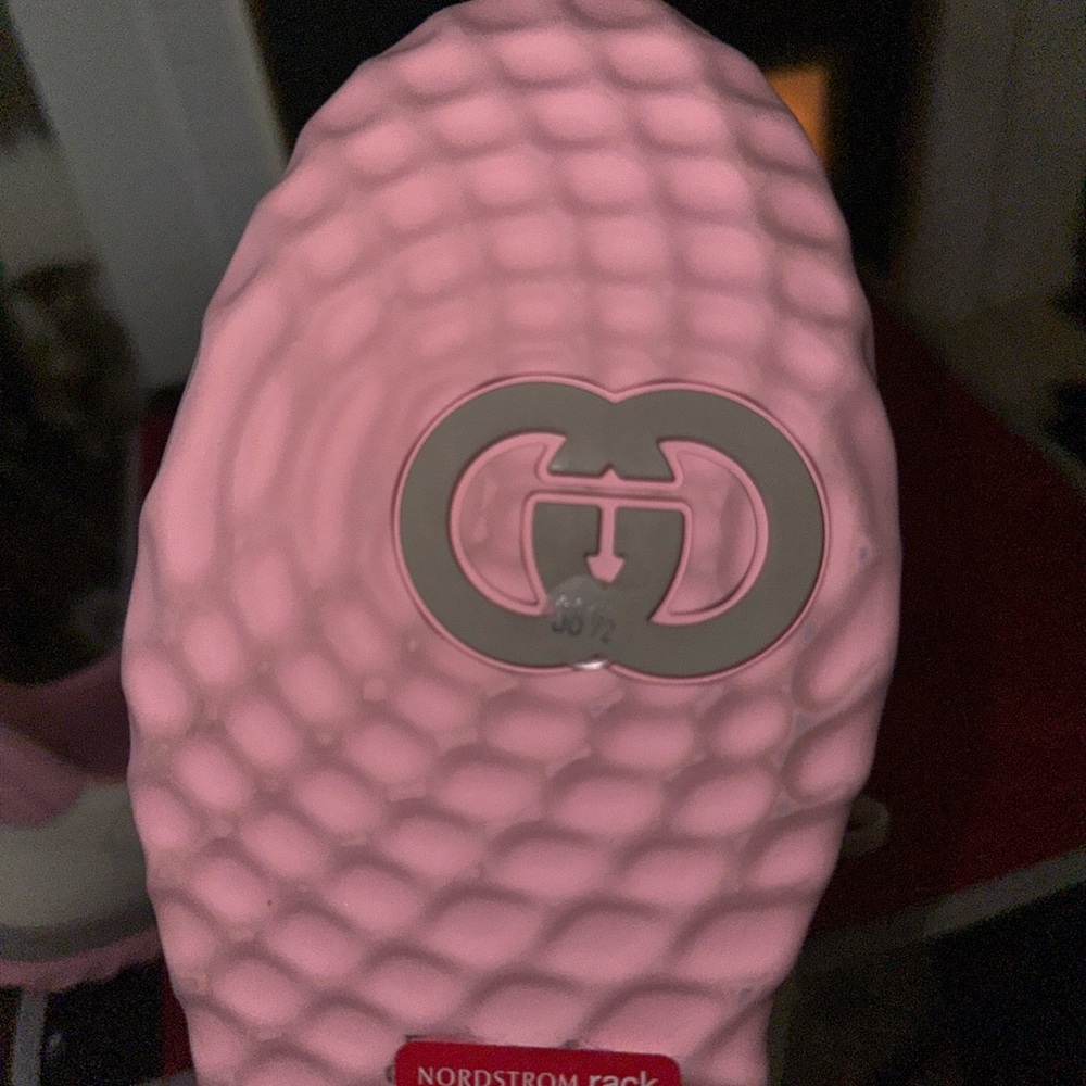 Authentic Gucci Women's Pink and Gray Sneakers - Picture 7 of 10